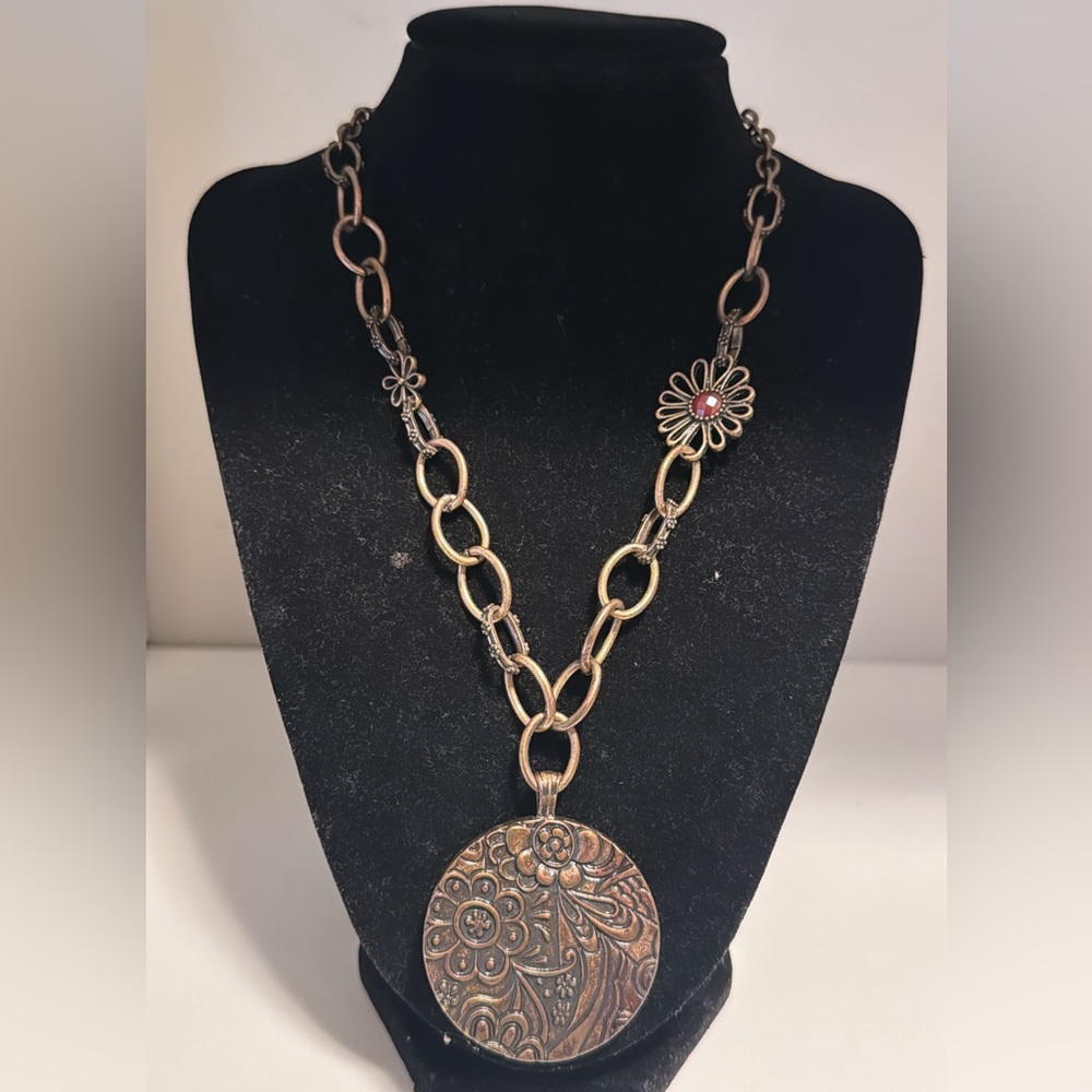 Lucky Brand Enamel Flower Pendant Necklace, Vintage - Picture 6 of 10
